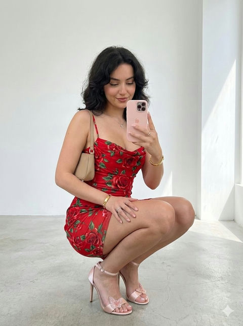 女性自拍照 效果图